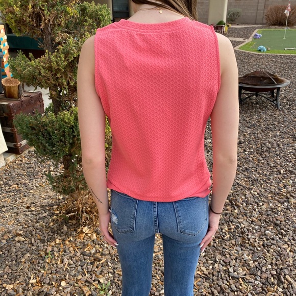 Top - Picture 3 of 3